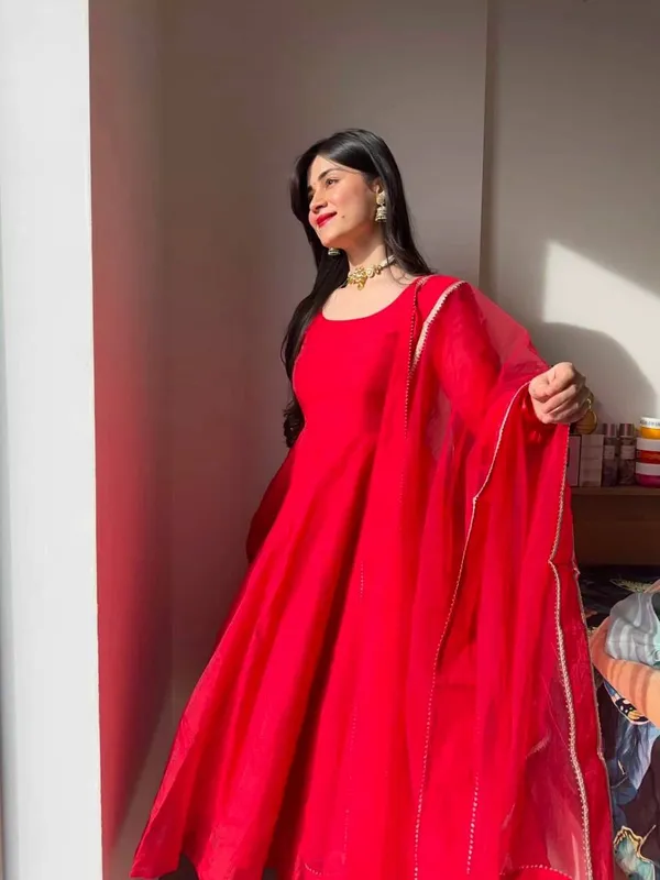 Red_Women's_Tibby_Silk_Anarkali