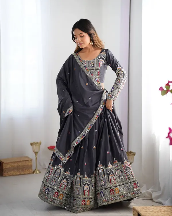 Crepe_Silk_Lehenga_Festive_Wear_Set
