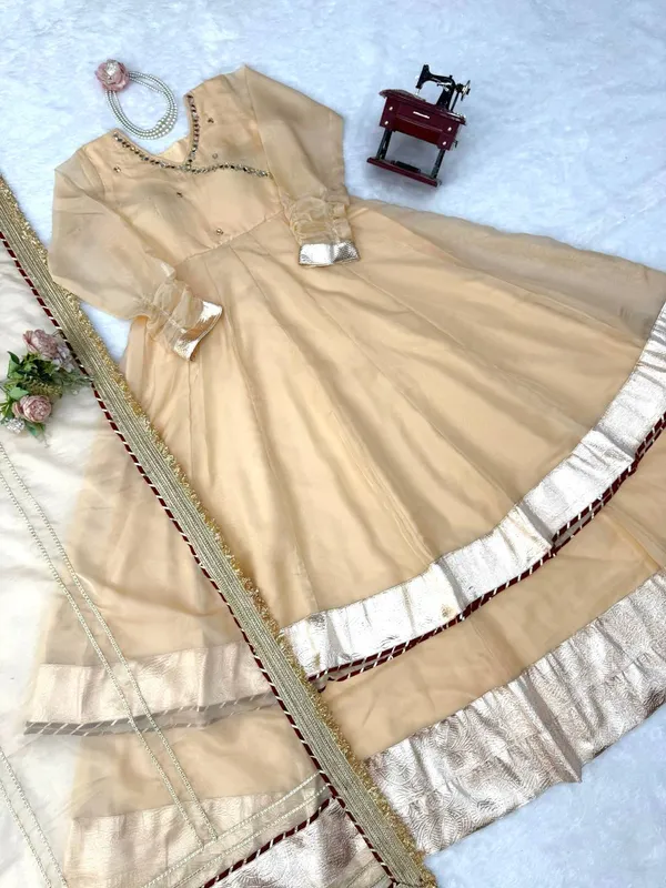 Tabby_Organza_Silk_Anarkali_Lehenga_Set_with_Mirror_Gota_Patti_Work_Cream