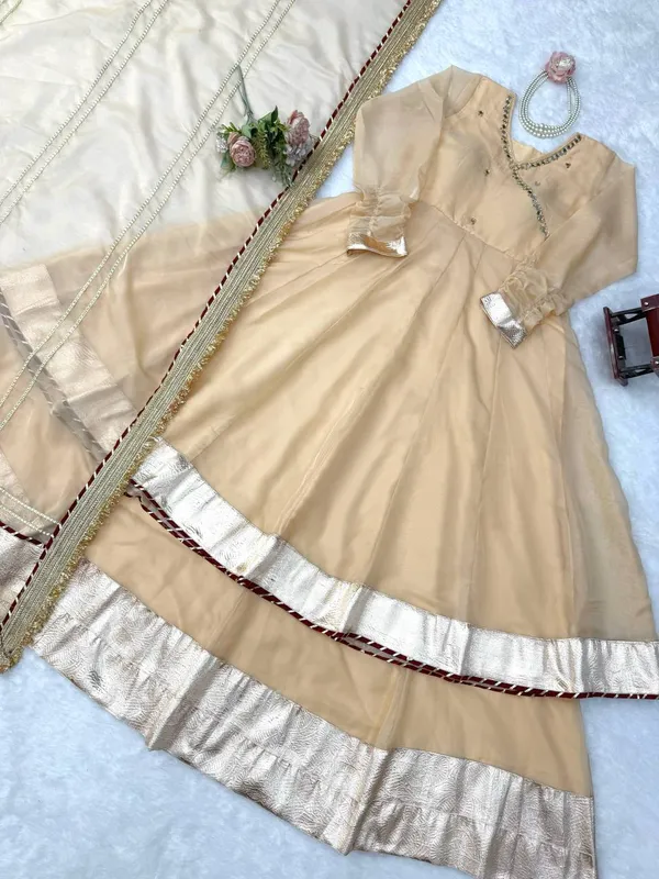 Tabby_Organza_Silk_Anarkali_Lehenga_Set_with_Mirror_Gota_Patti_Work_Cream