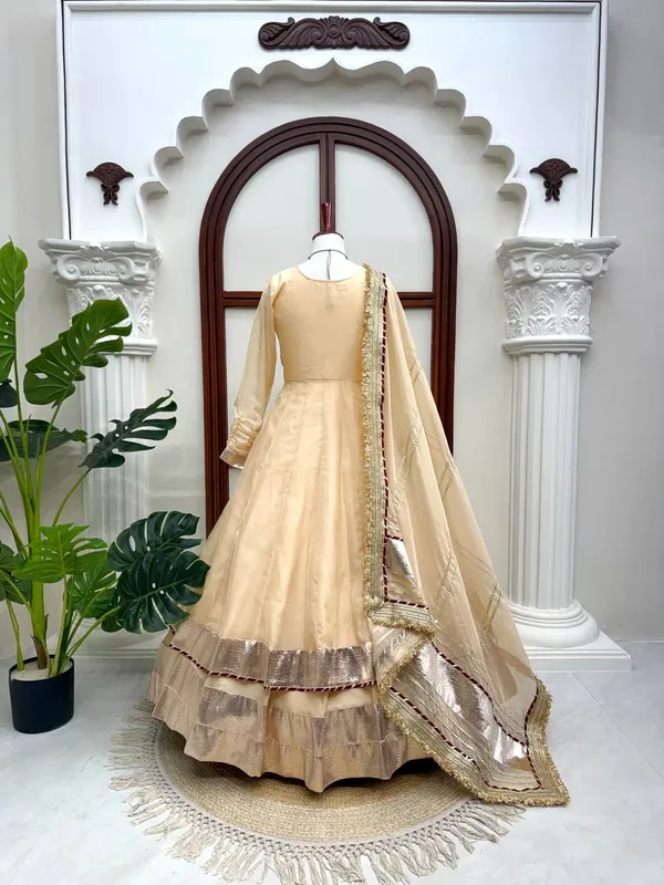 Tabby_Organza_Silk_Anarkali_Lehenga_Set_with_Mirror_Gota_Patti_Work_Cream
