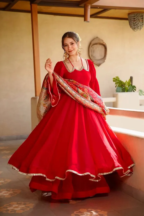 Tabby_Silk_Anarkali_Palazzo_Set