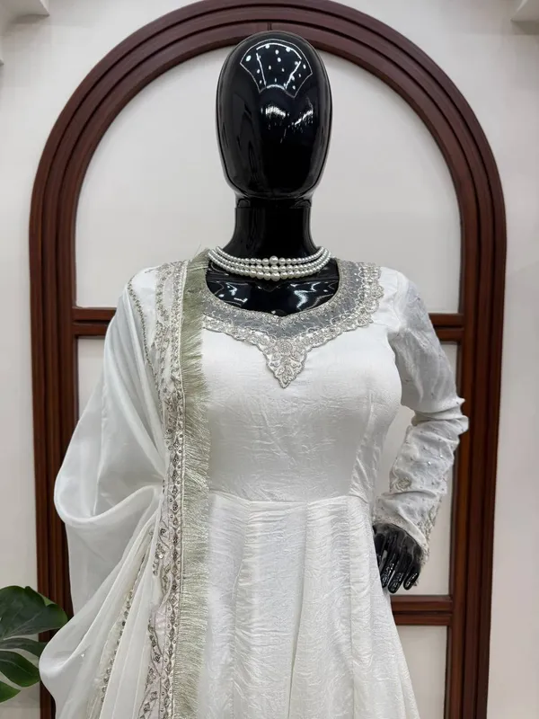 Vichitra_White_Anarkali_Set