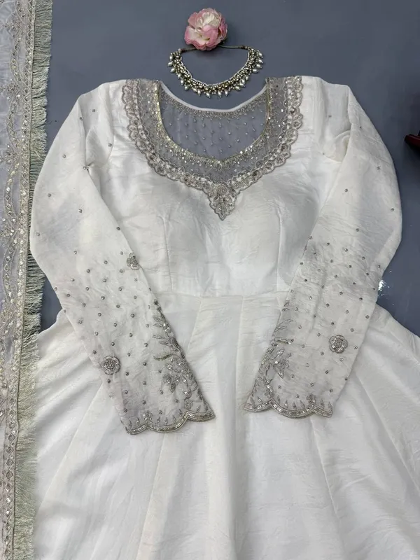 Vichitra_White_Anarkali_Set