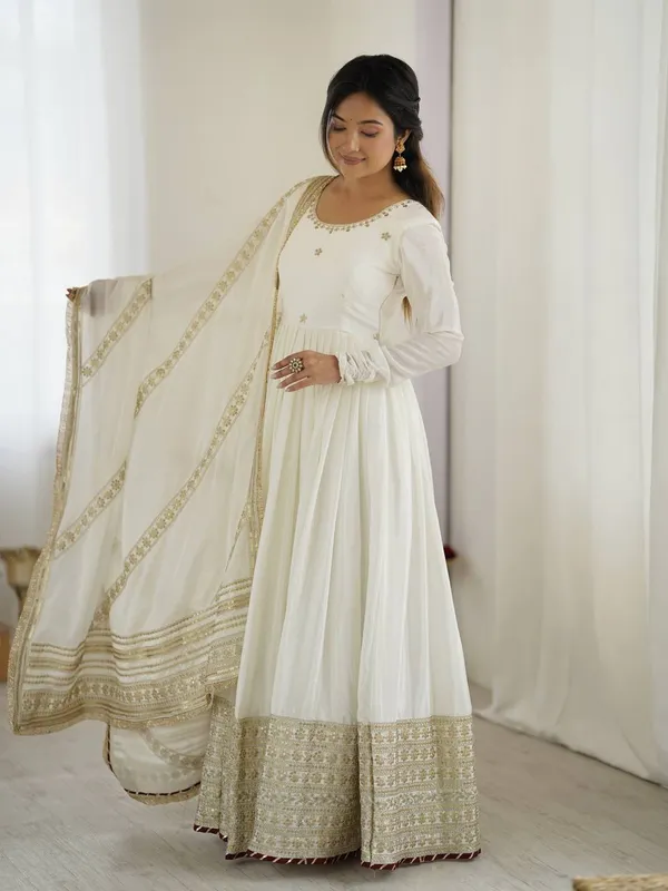 White_Elegant_Design_Chinon_Silk_Gown_For_Women
