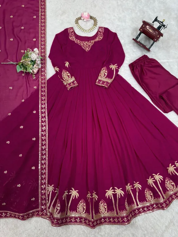 Maroon_Elegant_Design_Faux_Georgette_Gown_For_Women
