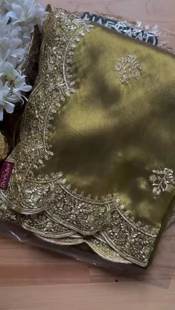 Olive_Green_Embroidered_Designer_Saree_with_Blouse_for_Women