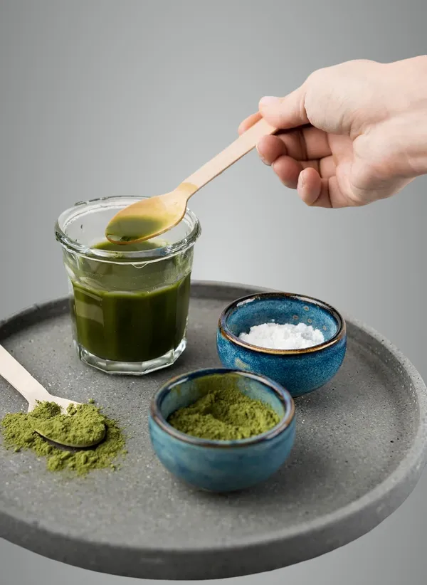 Moringa_Powder_(Moringa_Leaf_Powder_1_Jar_Of_100Gm)-_Pure_&_Natural_For_Eating_&_Drink_Rich_Proteins_Minerals_Amino_Acids_Antioxidants_Immunity_Booster_Weight_Loss