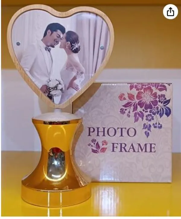 Gold_Premium_Rotating_Heart_Frame