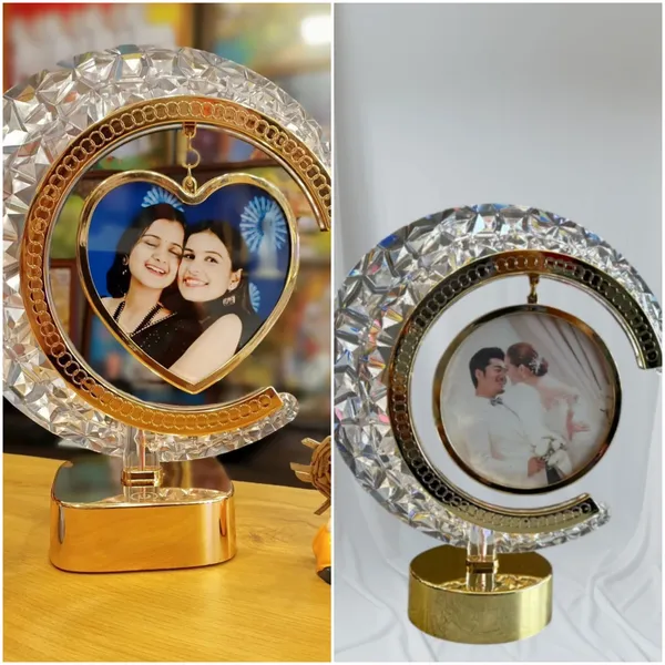 Acrylic_Premium_Moon_Frame_With_Photo
