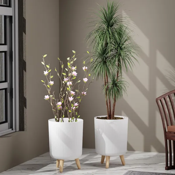 Flower_Pot_with_Plastic_Legs_(White)_(Pack_of_1)