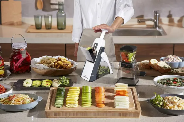 Mandoline_Vegetable_Slicer_(Gray)
