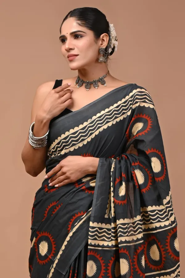 Charcoal_Grey_Soft_Mulmul_Cotton_Saree