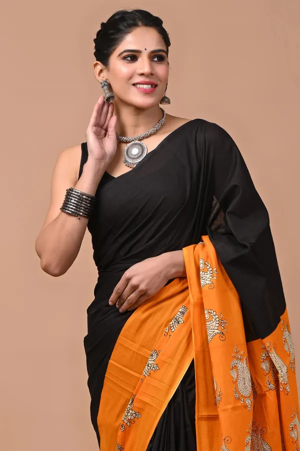 Black_Soft_Mulmul_Cotton_Saree