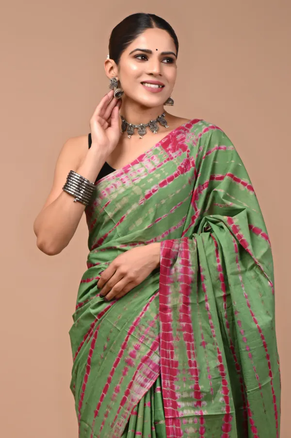 Green_Soft_Mulmul_Cotton_Saree