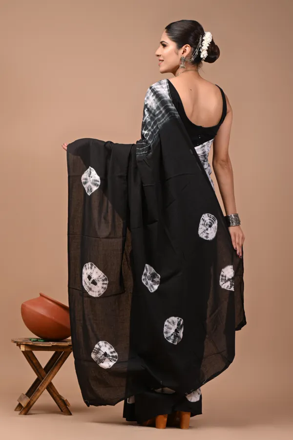 Black_Mulmul_Cotton_Saree_with_White_Tie-Dye_Print