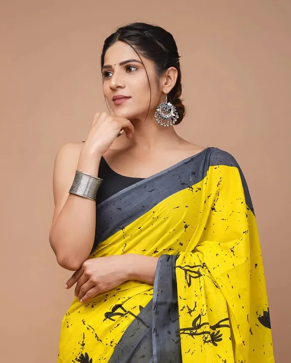Mustard_Yellow_Soft_Mulmul_Cotton_Saree