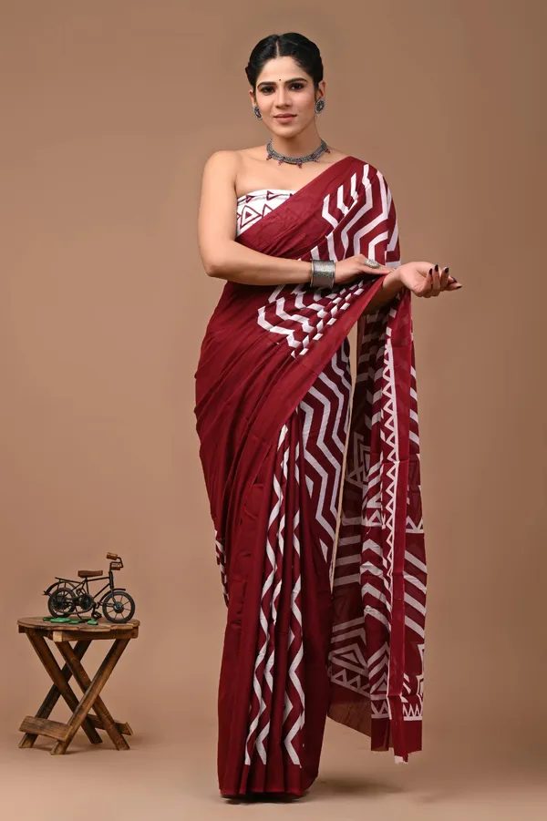 Deep_Red_Soft_Mulmul_Cotton_Saree