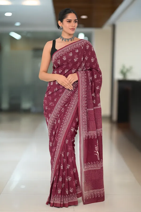 Maroon_Soft_Mulmul_Cotton_Saree_For_Women