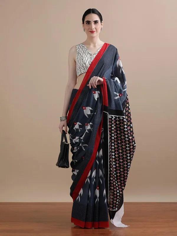 Grey_Soft_Mulmul_Cotton_Saree_For_Women