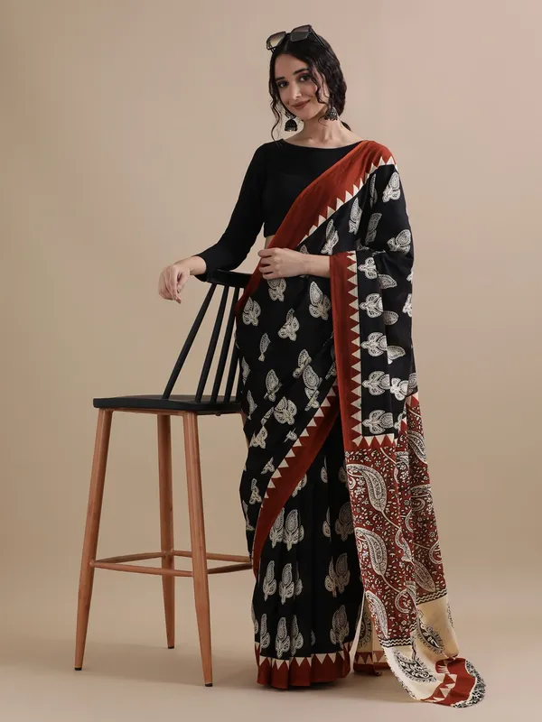 Black_Soft_Mulmul_Cotton_Saree_For_Women