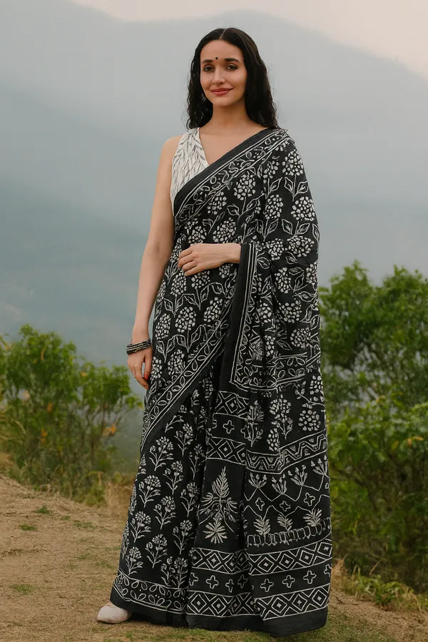 Black_Soft_Mulmul_Cotton_Saree_For_Women