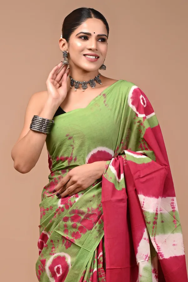 Green_Soft_Mulmul_Cotton_Saree