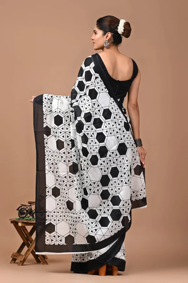 White_Soft_Mulmul_Cotton_Saree