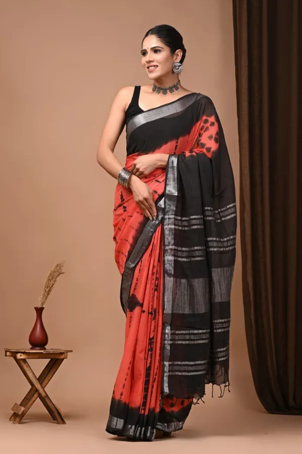 Black_&_Red_Trendy_Linen_Saree_For_Women