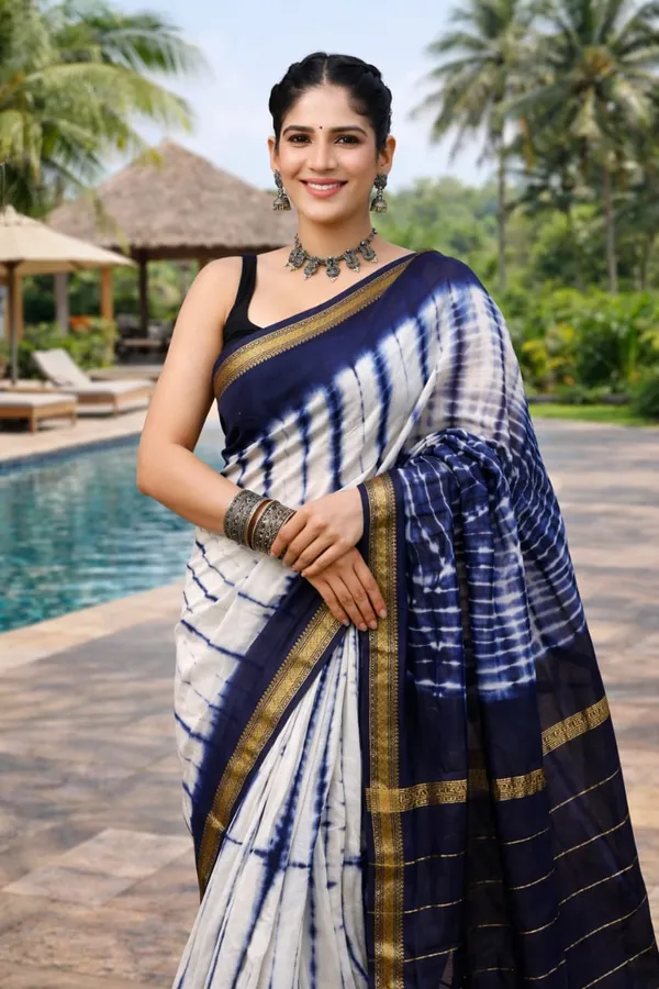 White_Premium_Maheshwari_Silk_Saree
