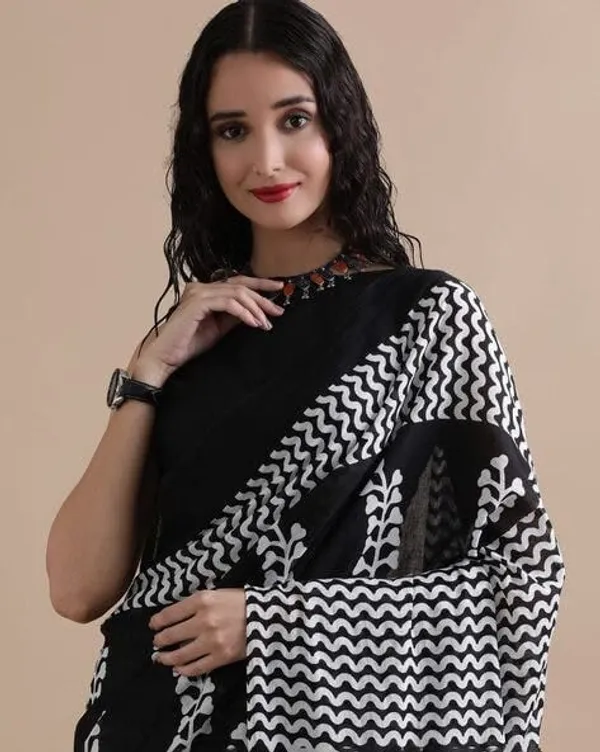 Black_Soft_Mulmul_Cotton_Saree