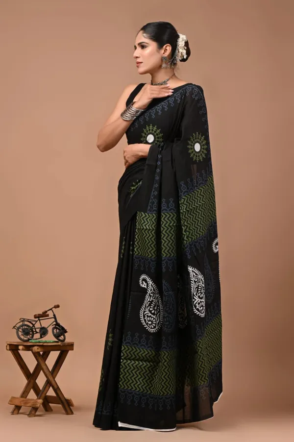 Black_Soft_Mulmul_Cotton_Saree