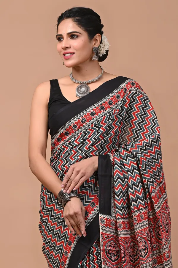Black_Soft_Mulmul_Cotton_Saree