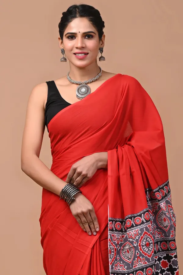 Solid_Red_Soft_Mulmul_Cotton_Saree