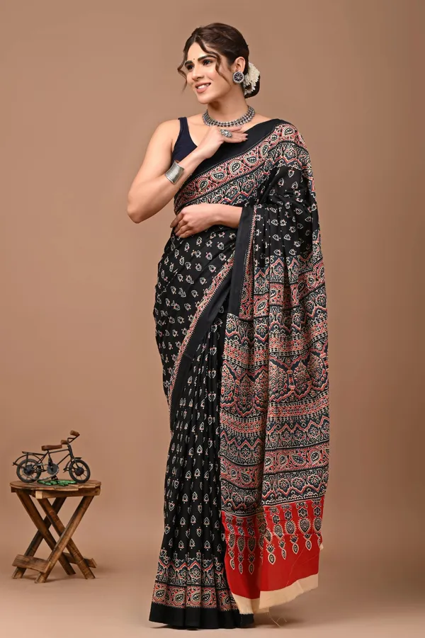 Black_Soft_Mulmul_Cotton_Saree