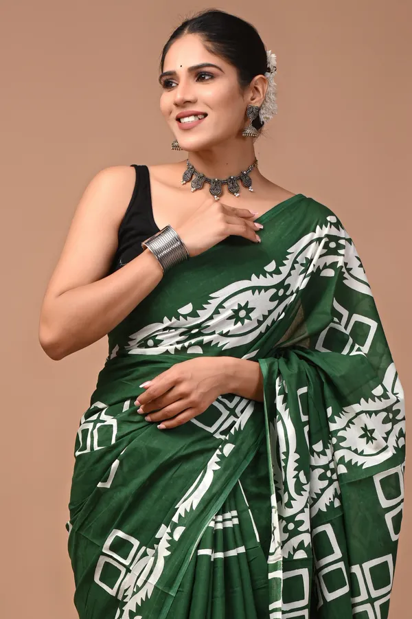 Green_Soft_Mulmul_Cotton_Saree