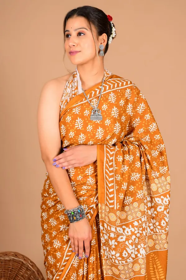 Mustard_Yellow_Soft_Mulmul_Cotton_Saree