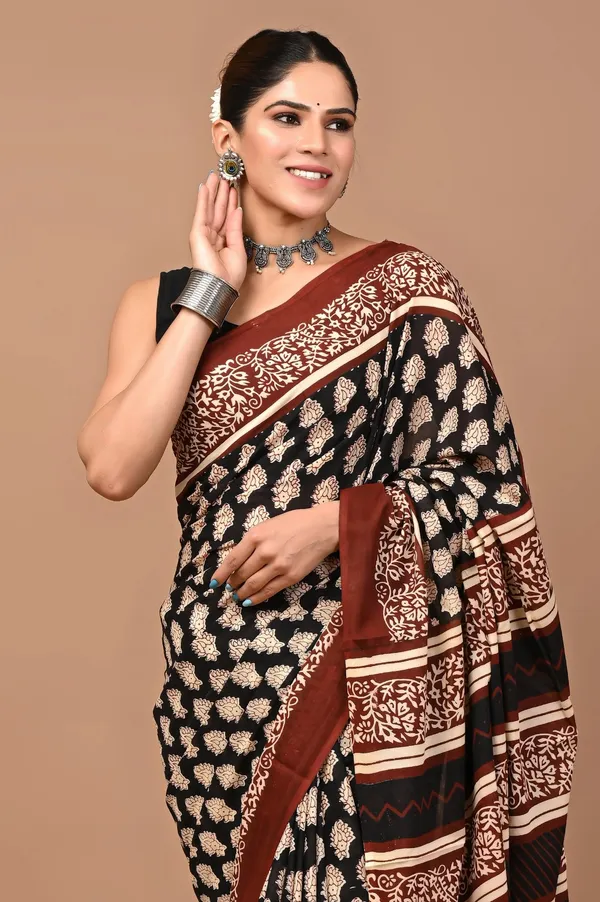 Black_Soft_Mulmul_Cotton_Saree