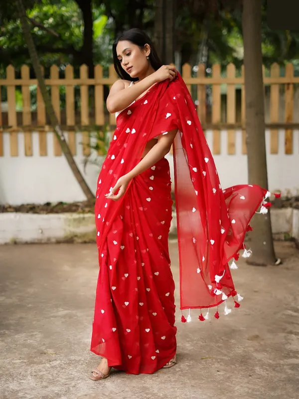 Red_Elegance_Pure_Khadi_Cotton_Saree