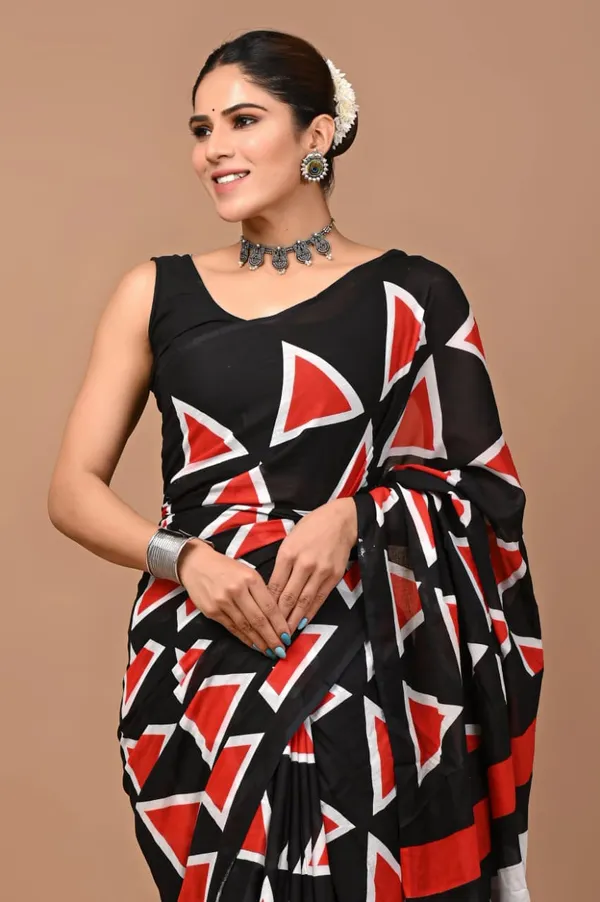 Black_Soft_Mulmul_Cotton_Saree