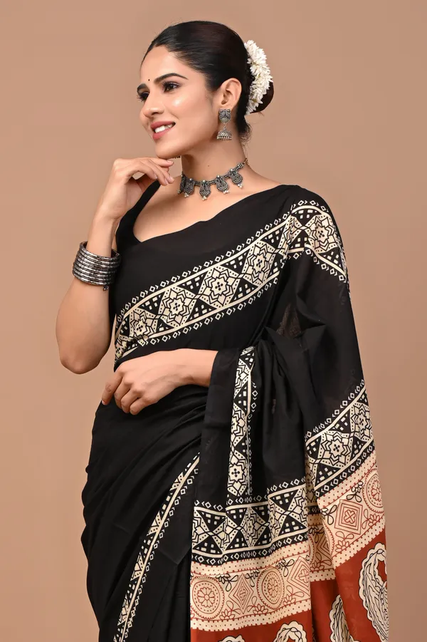 Black_Soft_Mulmul_Cotton_Saree