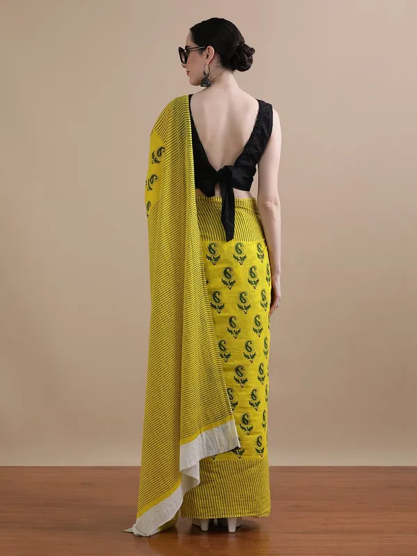 Mustard_Yellow_Soft_Mulmul_Cotton_Saree