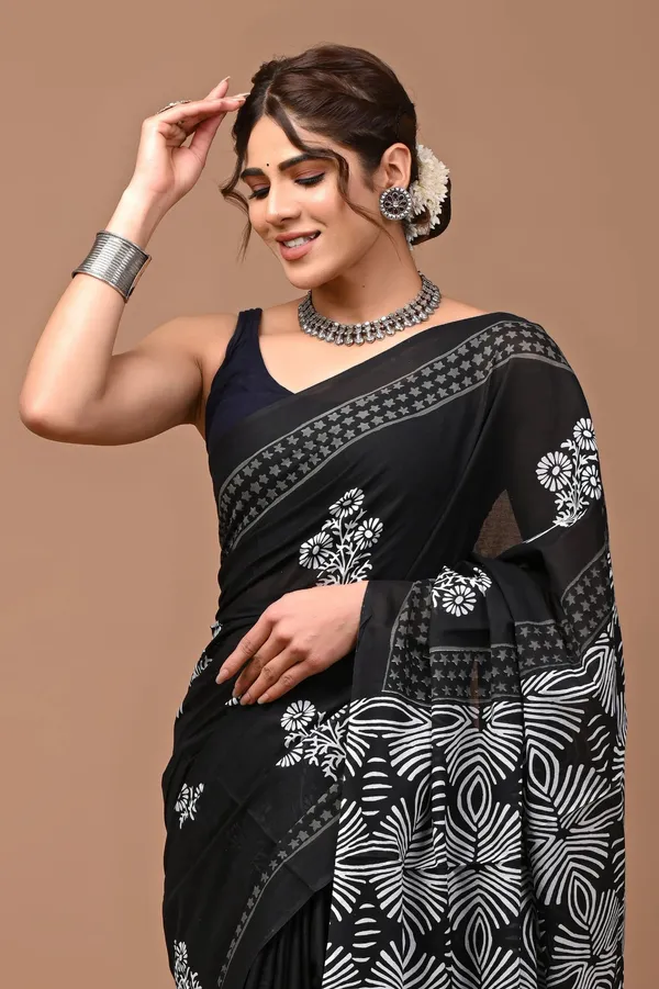 Black_Soft_Mulmul_Cotton_Saree