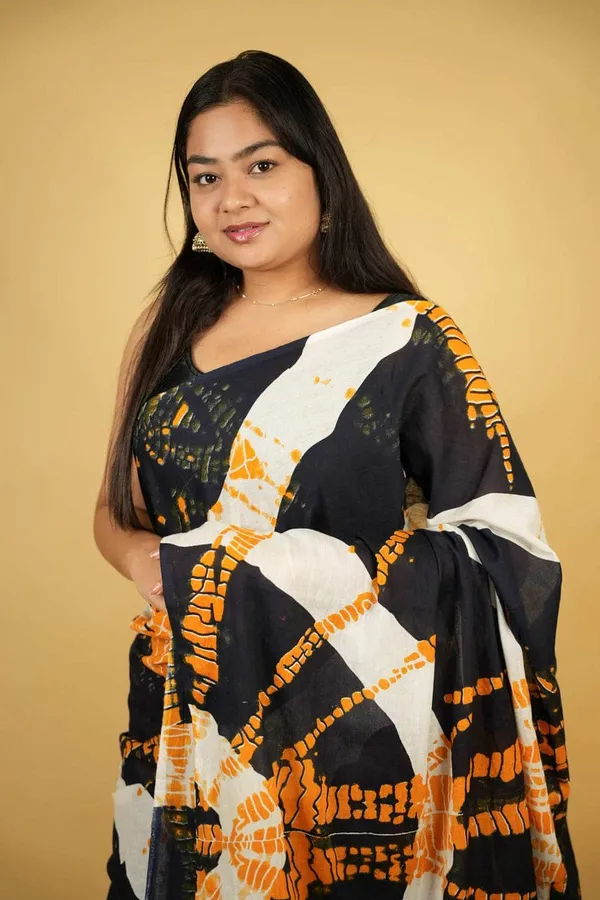 Black_Soft_Mulmul_Cotton_Saree