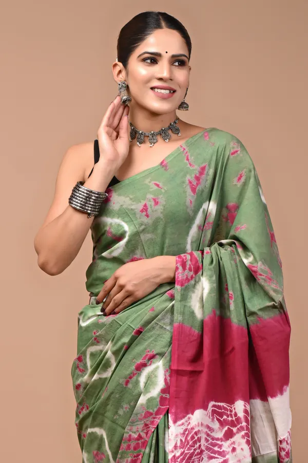 Green_Soft_Mulmul_Cotton_Saree
