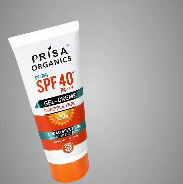 De-Tan_Spf_40_Pa+++_Gel_Cream_Invisible_Feel_Sun_Screen_Broad_Spectrum_Uva_&_Uvb_Protection_No_Paraben_,_Non-Sticky,_100G_With_48_Hour_Glow