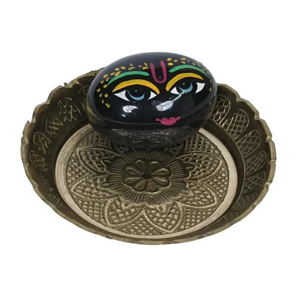 Black__Shaligram_Stone_&_Brass_Thali_For_Worship