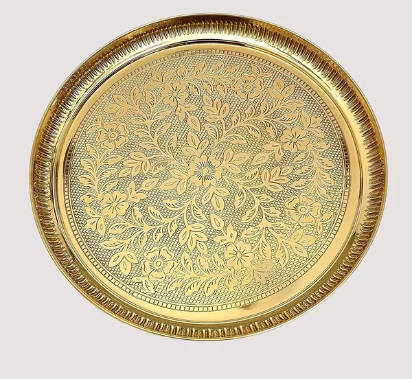 Yellow_Brass_Round_Flower_Embossed_Design_Plate_For_Temple