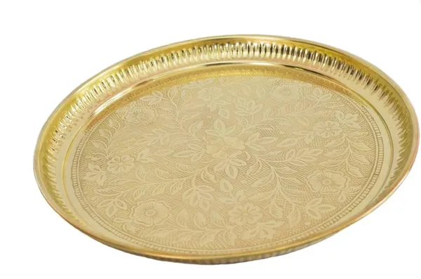 Yellow_Brass_Round_Flower_Embossed_Design_Plate_For_Temple
