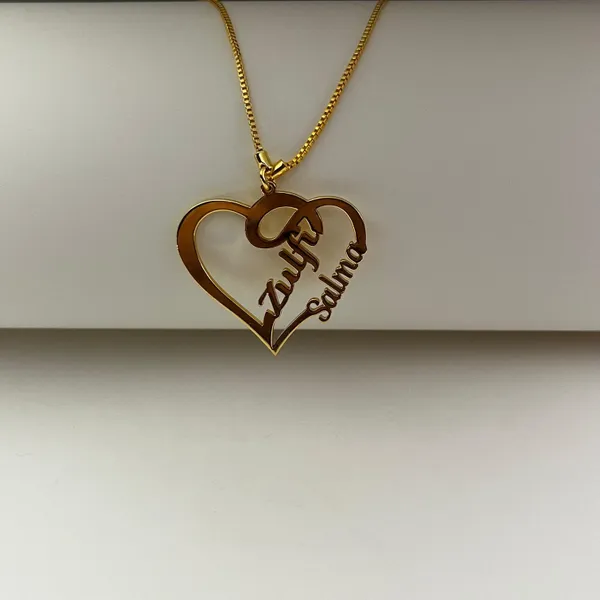 Golden_Couple_Name_With_Small_Hearts_Necklace_For_Women